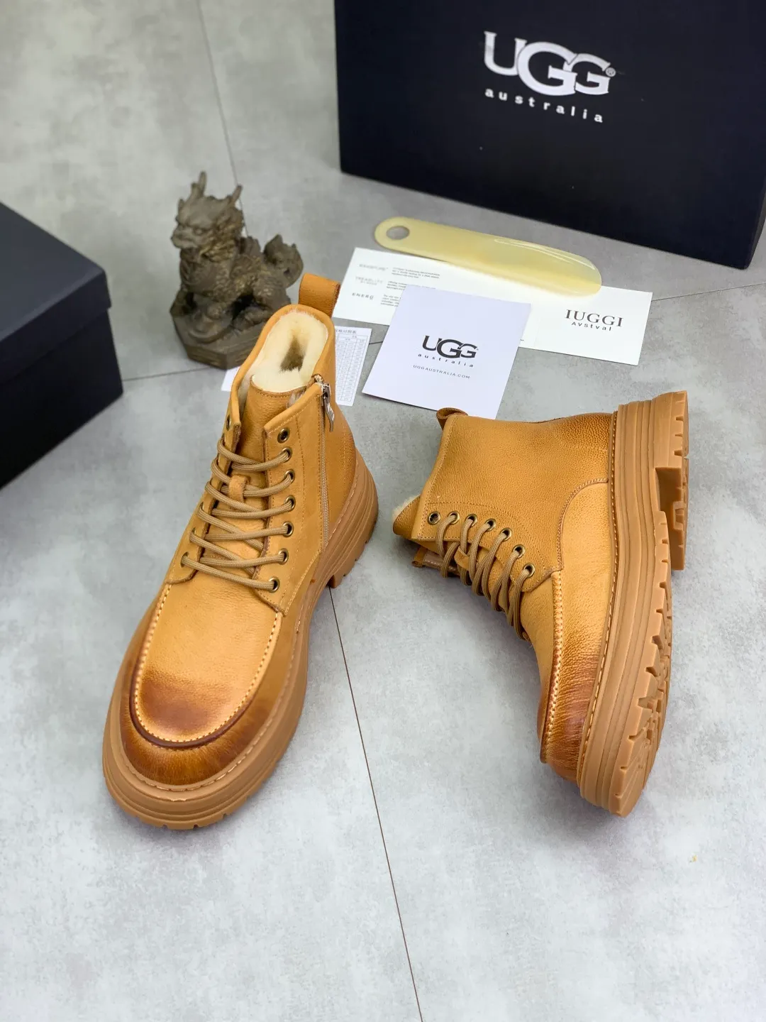 Men's men's shoes 💰P660 New arrival 🆕🆕🆕 IUGGI Men's British retro Martin boots Winter new men's outdoor hiking boots First layer of cowhide on the outside and wool on the inside Comfortable and warm Rubber sole sole Non-slip and firm Trendy and fashionable Casual and versatile Size: 38-44 (45 customized) Color: three colors